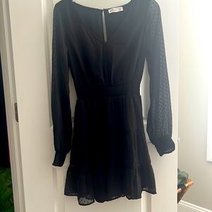 Woman’s Black long sheer sleeved Hollister small above knee dress